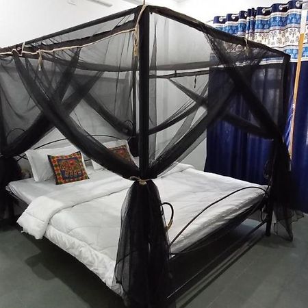 Hill Paradise Home Stay Udaipur Esterno foto