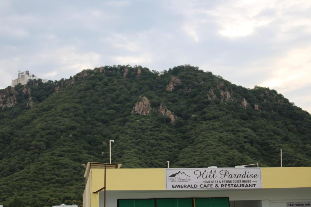 Hill Paradise Home Stay Udaipur Esterno foto