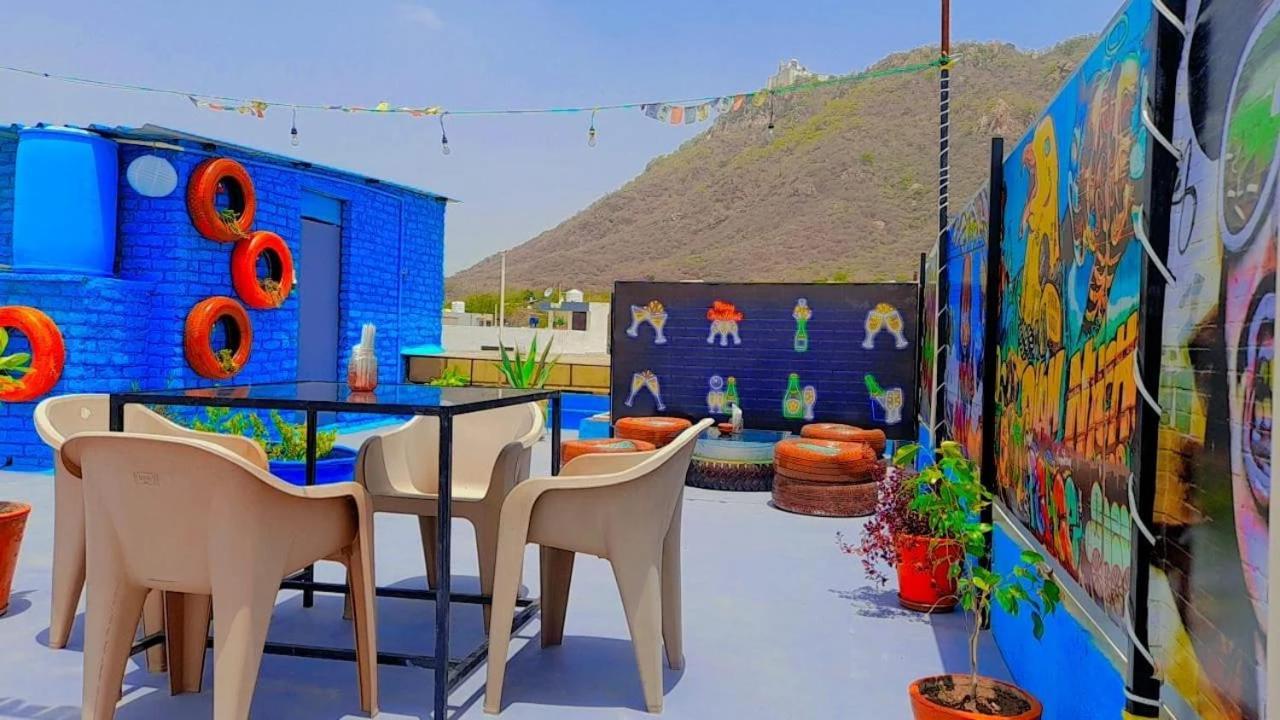 Hill Paradise Home Stay Udaipur Esterno foto
